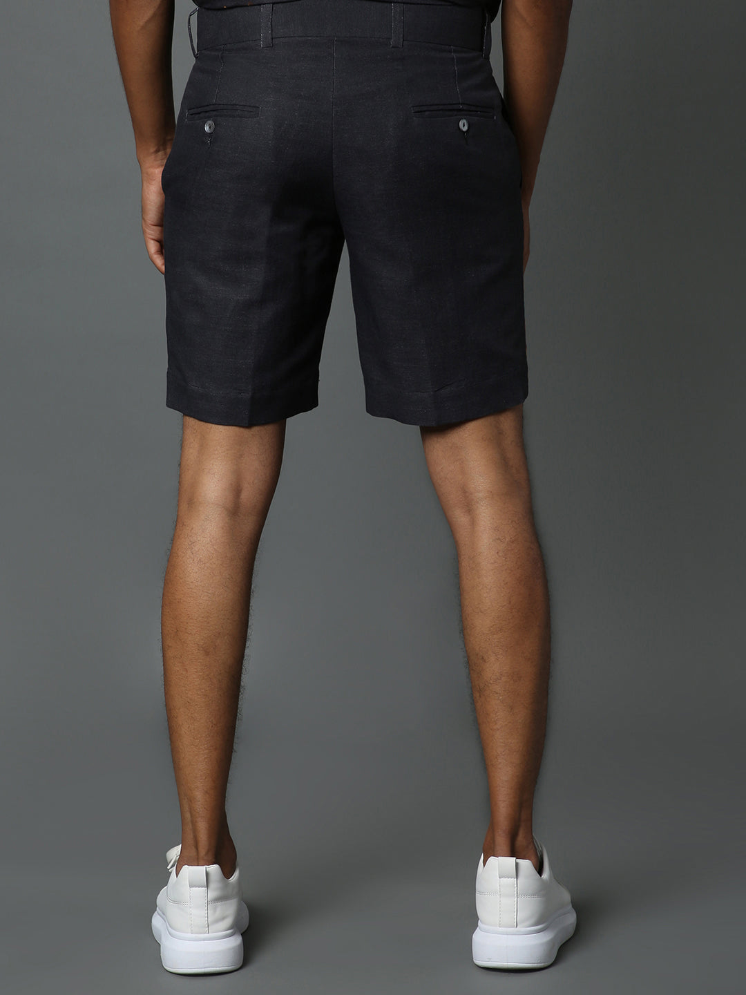 MURAL SHORTS LINEN BLACK