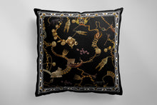 Load image into Gallery viewer, Dravida Cushion Cover Black
