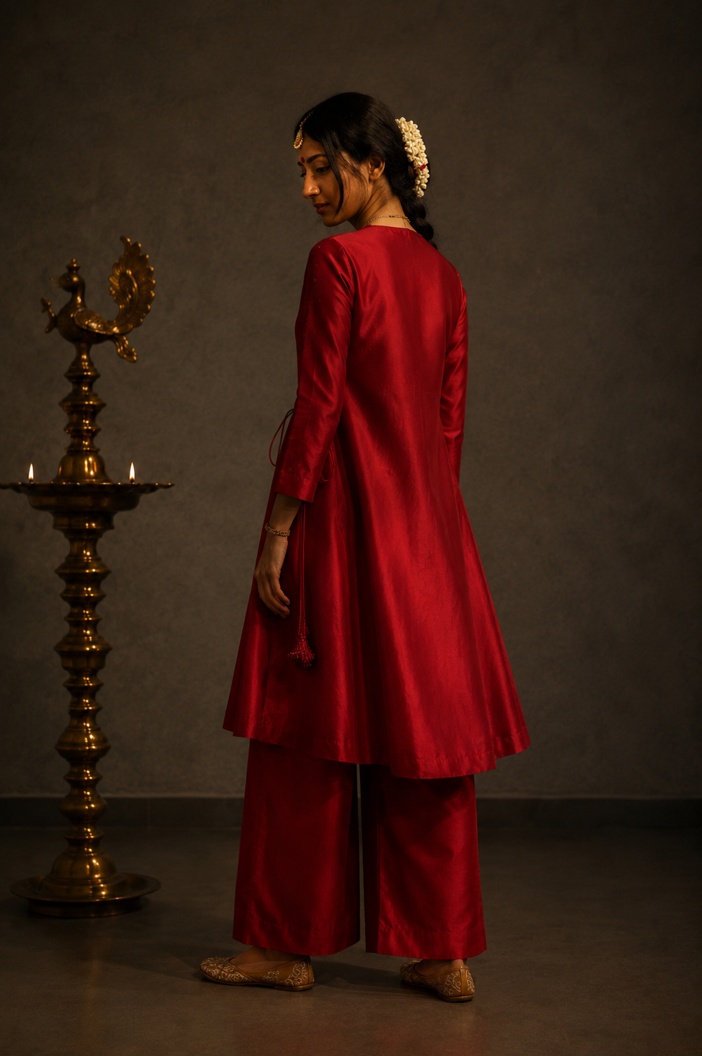Ambikaa Kurta Set