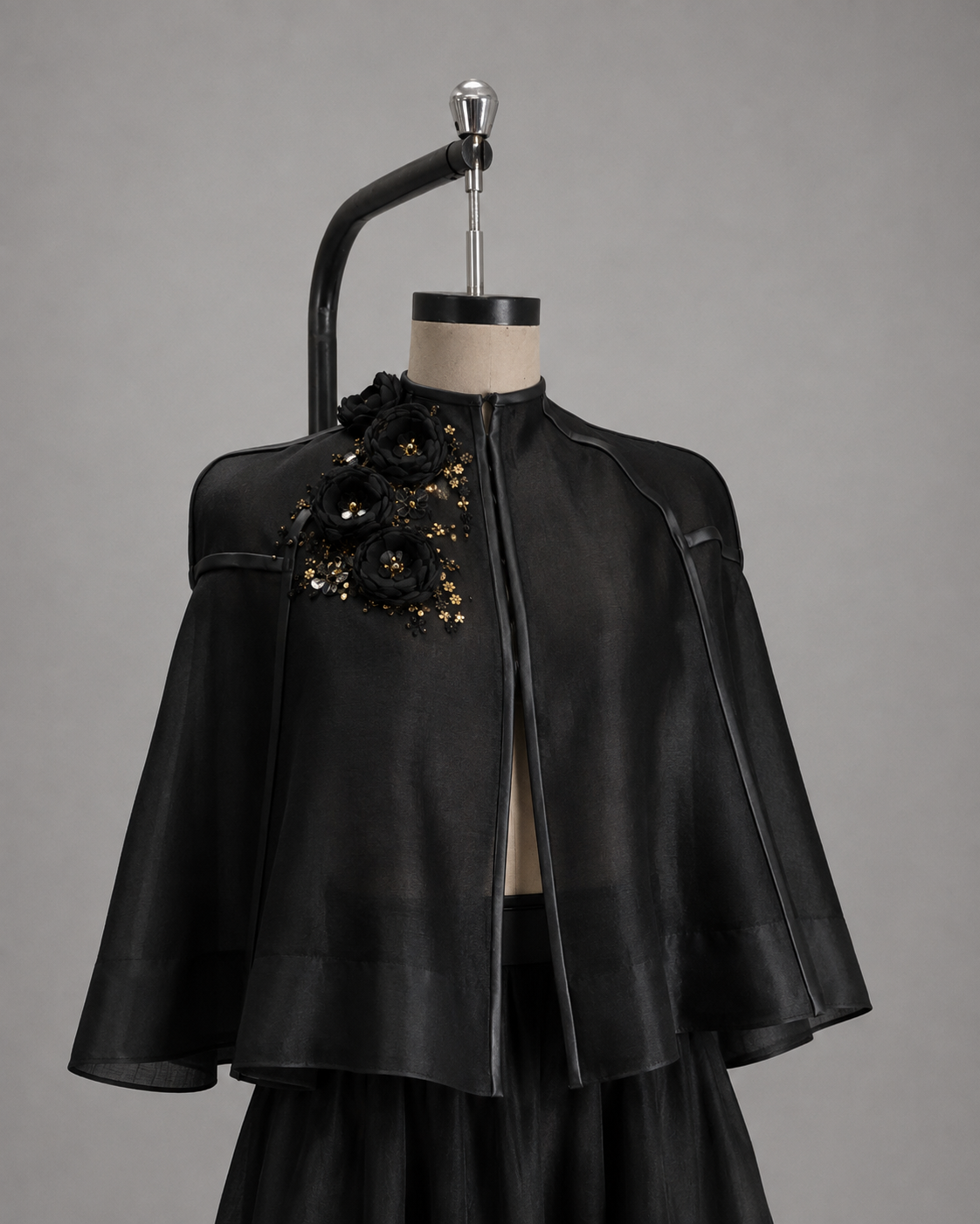 Petunia Cape Black