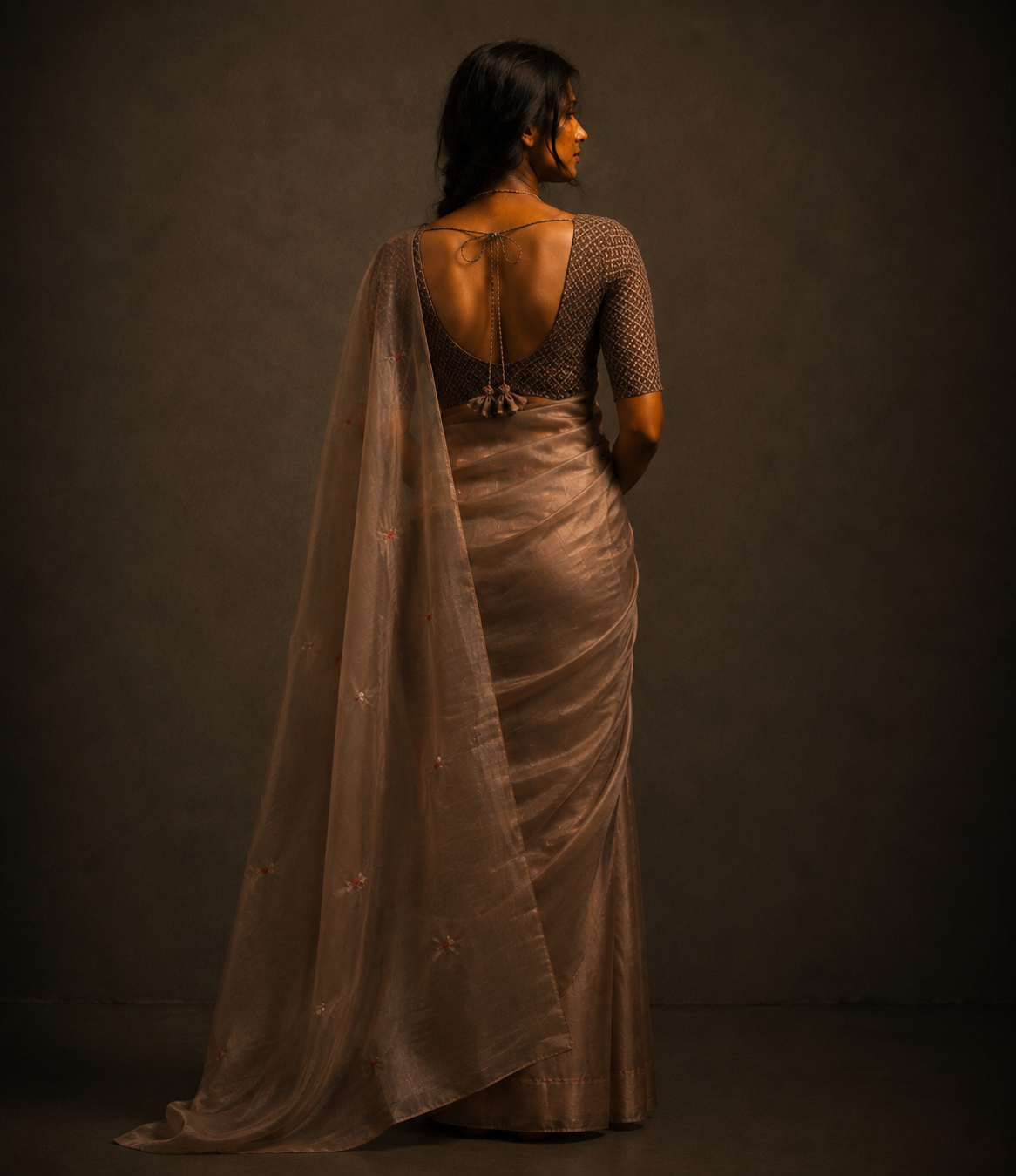 Vandana Sari Clay