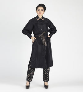 Sayonee Black