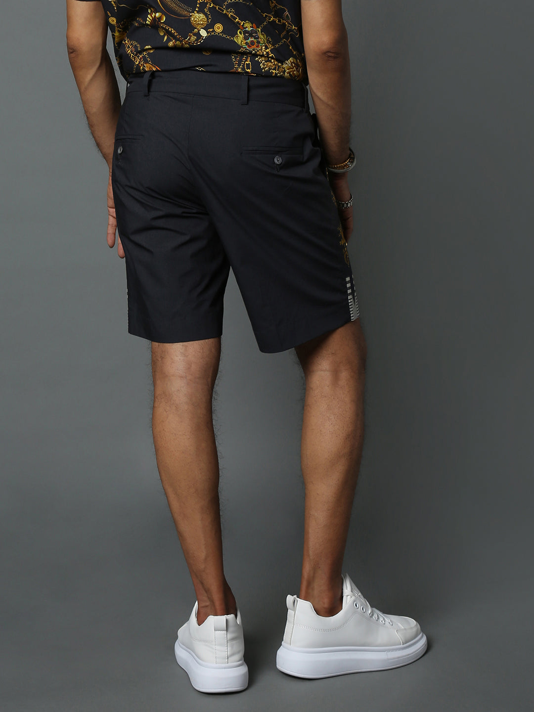 DRAVIDA JEWEL SHORTS BLACK LINEN