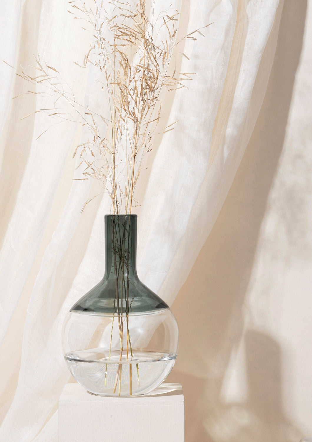 Iris vase – Small - Grey